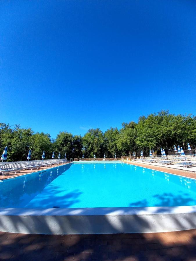 Luxor Chianti Glamping Village Кастелина ин Кианти Екстериор снимка