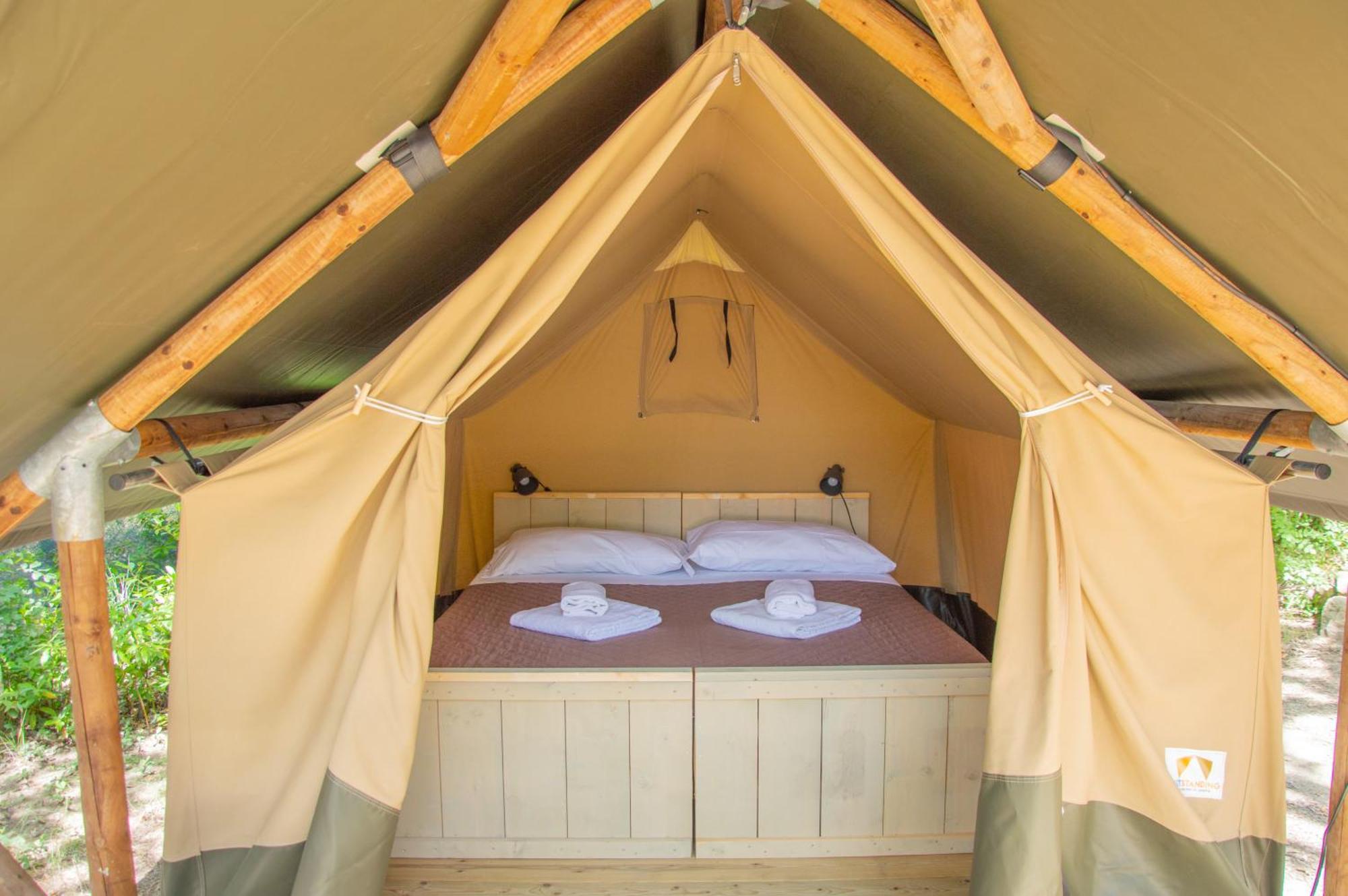 Luxor Chianti Glamping Village Кастелина ин Кианти Екстериор снимка