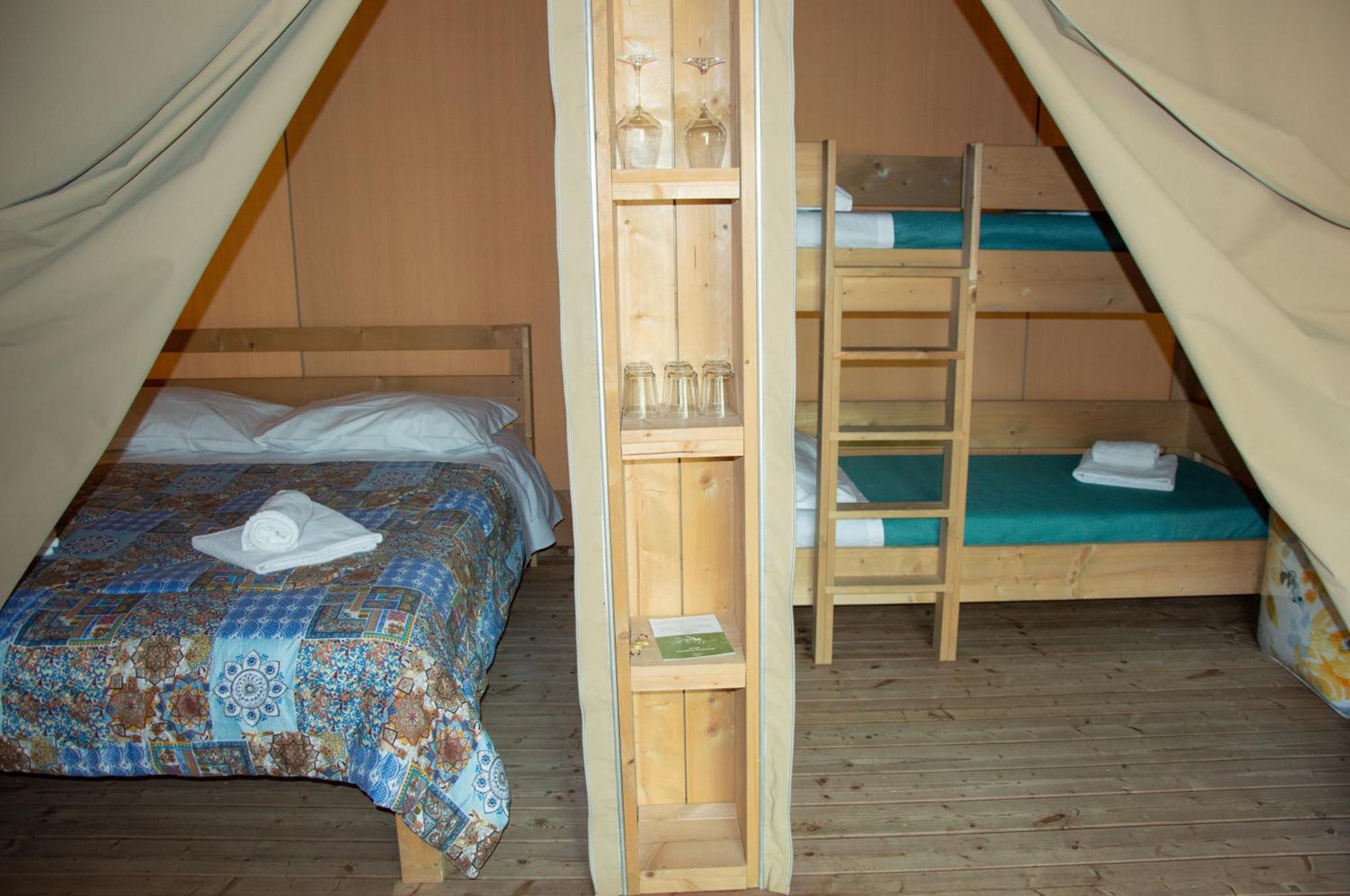 Luxor Chianti Glamping Village Кастелина ин Кианти Екстериор снимка