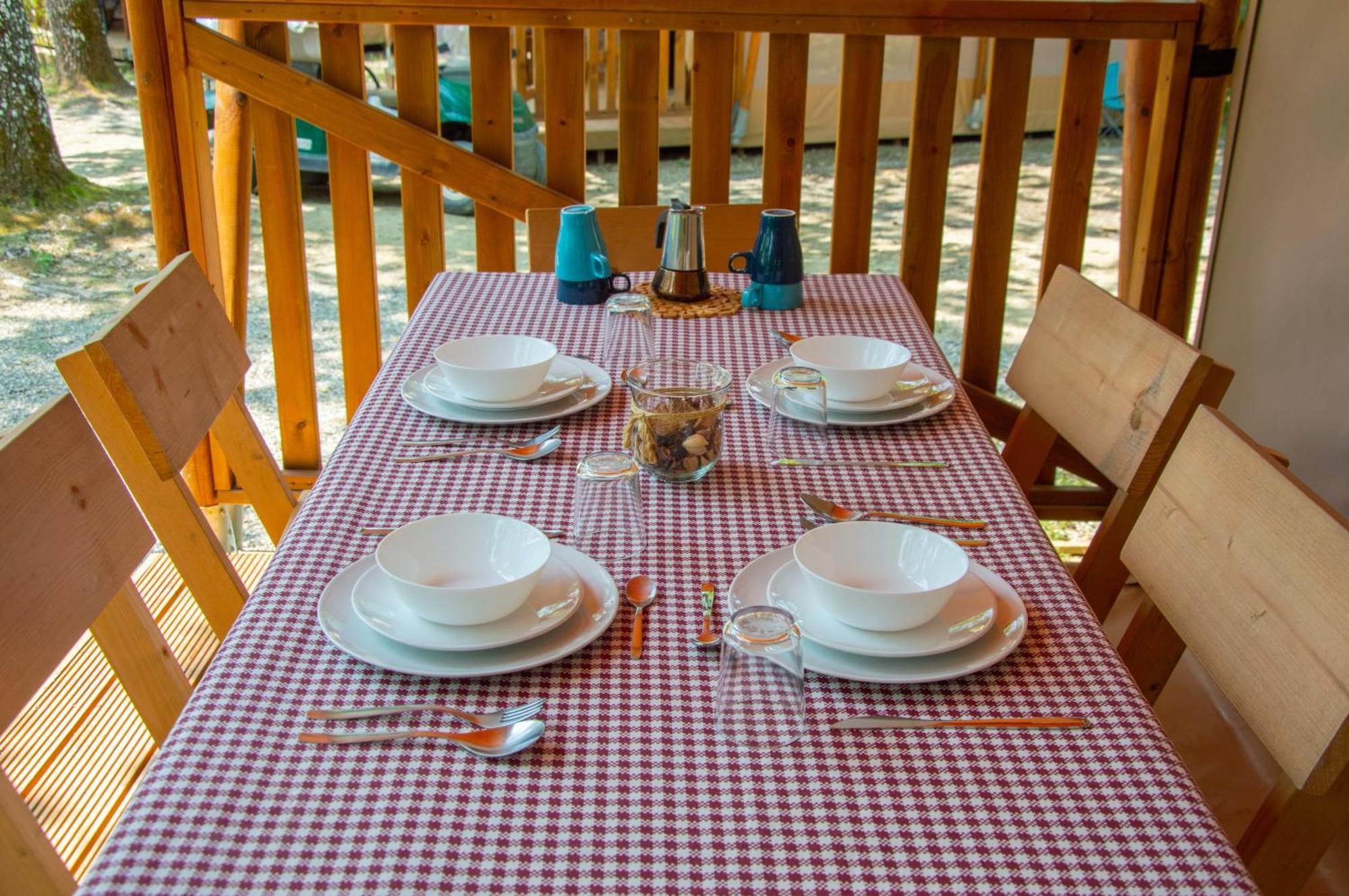 Luxor Chianti Glamping Village Кастелина ин Кианти Екстериор снимка